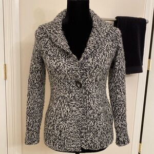 Women’s sweater